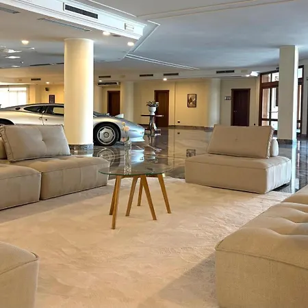 Naples Park Hotel 4*